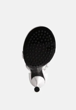 DAKOTA Metal Chain Embellishment Sandals In White 15 DAKOTA Metal Chain Embellishment Sandals In White -Rag & Co Shop 8 07e64c66 eb6f 40ff 97c0 7b5d8fa49b3f