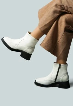 OXMAN Classic White Ankle Boot -Rag & Co Shop OXMANClassicWhiteAnkleBoot RCSH2370White 6 6a9d0808 7e66 4e7e 89b8 f90115fbbd51
